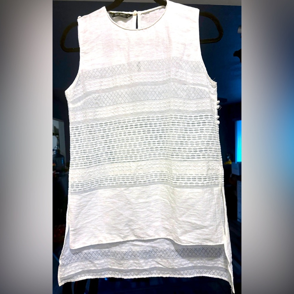 Zara M White Sleeveless Hi-Lo Top